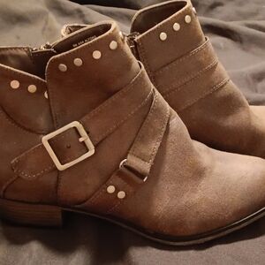 Stylish Brown Ankle Boots for Women